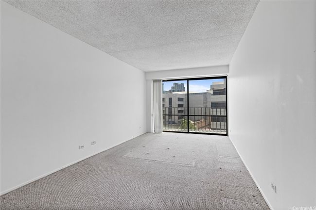 Bedroom, with balcony access too. | Image 10