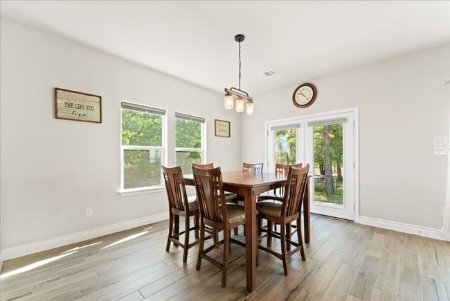 113 Tonkawa Dr, House other with 3 bedrooms, 2 bathrooms and 2 parking in Paige TX | Image 16