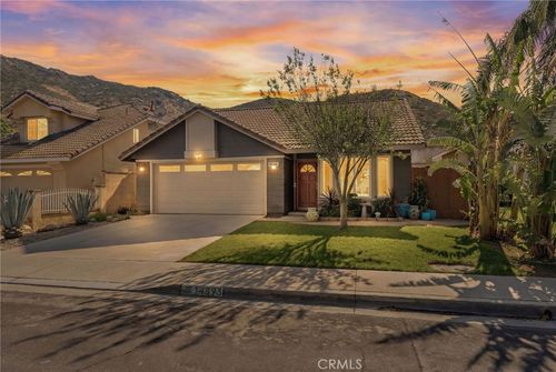 14893 Weeping Willow Ln, Fontana, CA, 92337 | Card Image