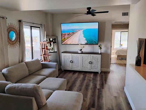 307-2828 University Ave, San Diego, CA, 92103-3008 | Card Image