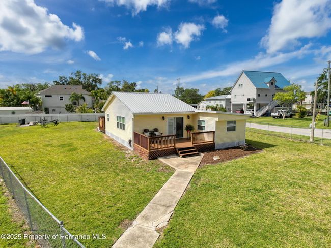 7272 Westwind St, House other with 2 bedrooms, 1 bathrooms and null parking in Weeki Wachee FL | Image 11