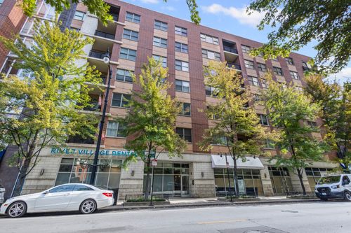 605-873 N Larrabee St, Chicago, IL, 60610-8923 | Card Image