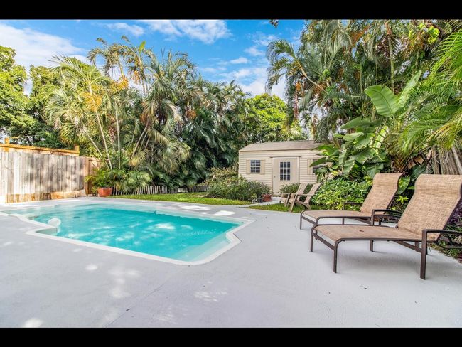 1435 Ne 39 Th St, House other with 2 bedrooms, 1 bathrooms and null parking in Oakland Park FL | Image 14