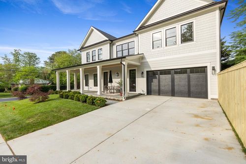 6210 Landon Ln, BETHESDA, MD, 20817-6637 | Card Image