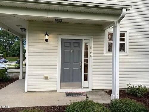 5126 Sandy Banks Rd, Raleigh, NC, 27616-8340 | Card Image