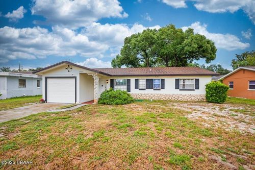 1759 Valencia Ave, Ormond Beach, FL, 32174-7241 | Card Image