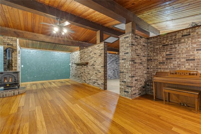1369 Old Pulaski Rd, House other with 3 bedrooms, 3 bathrooms and 4 parking in Neshannock Twp PA | Image 14