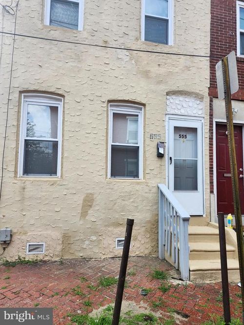 555 Roberts St, CAMDEN, NJ, 08103-1433 | Card Image