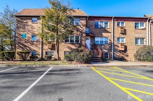 18 College Dr, Edison, NJ, 08817-5900 | Card Image