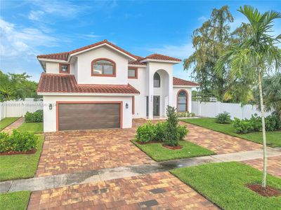 4840 Nw 73rd Ave, House other with 5 bedrooms, 3 bathrooms and null parking in Lauderhill FL | Image 1