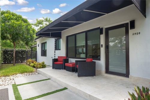 2484 Sw 25th St, Miami, FL, 33133-2241 | Card Image