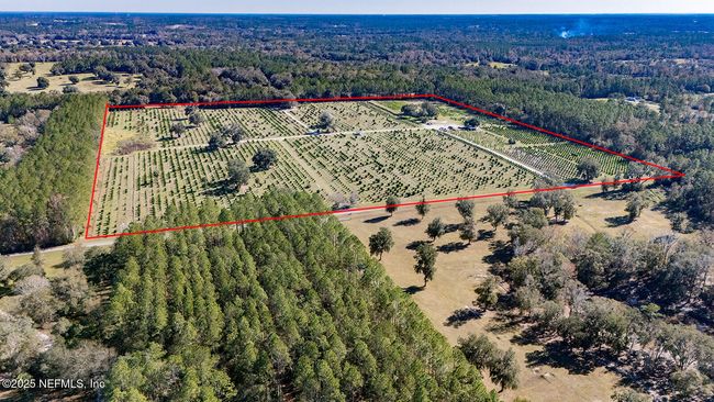 16385 Nw 112 Th Ct, House other with 2 bedrooms, 2 bathrooms and null parking in Reddick FL | Image 9