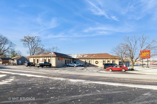 6601 111 Street W, Worth, IL, 60482 | Card Image