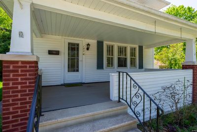 152 W Pokagon Street, House other with 2 bedrooms, 1 bathrooms and null parking in South Bend IN | Image 2