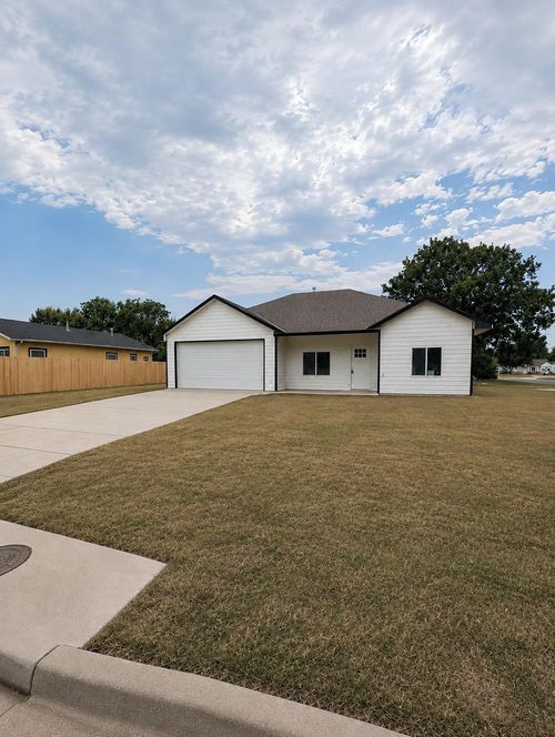 5315 W Elm, Wichita, KS, 67212 | Card Image