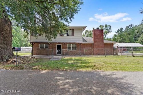 6005 Cypress Dr, Kiln, MS, 39556-8038 | Card Image