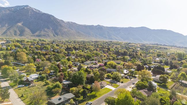 Bird's eye view featuring a mountain view | Image 39