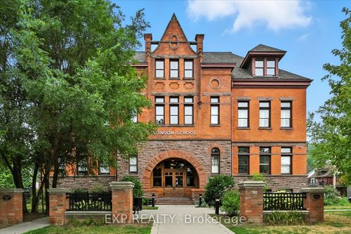 204-200 Stinson St, Hamilton, ON, L8N4J5 | Card Image