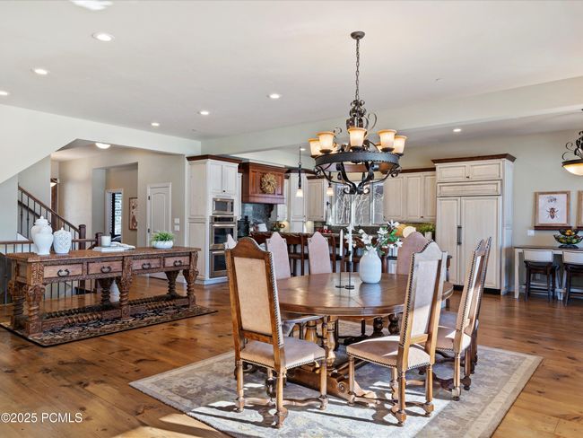 5932 E Big Horn Pkwy, Home with 7 bedrooms, 6 bathrooms and null parking in Eden UT | Image 8