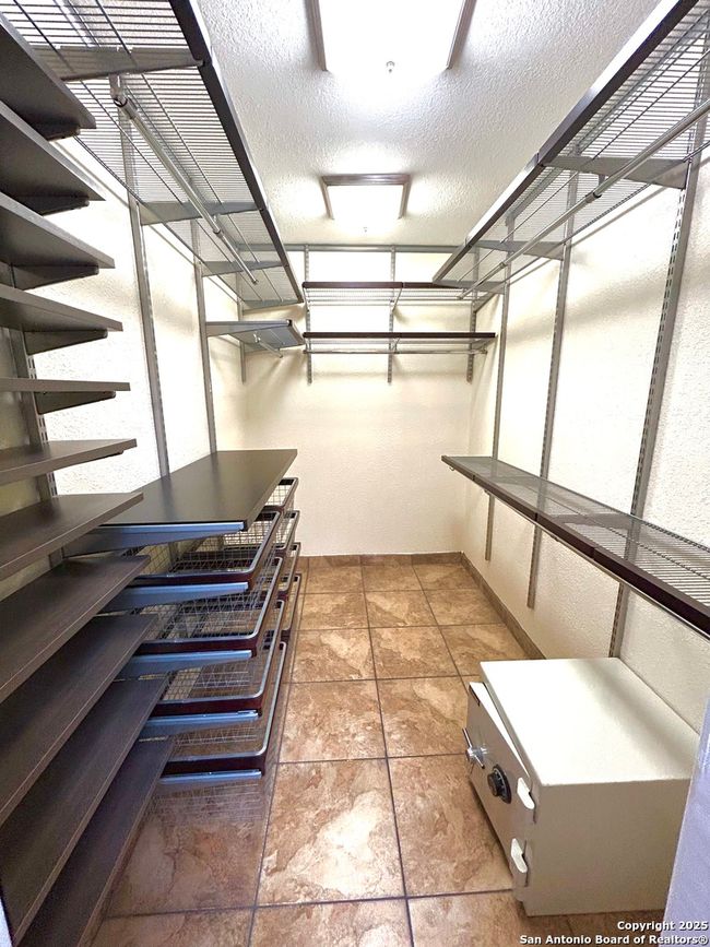 5904 Spring Vly, House other with 3 bedrooms, 2 bathrooms and null parking in San Antonio TX | Image 24