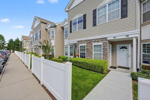 115 Spring Dr, East Meadow, NY, 11554-2269 | Card Image