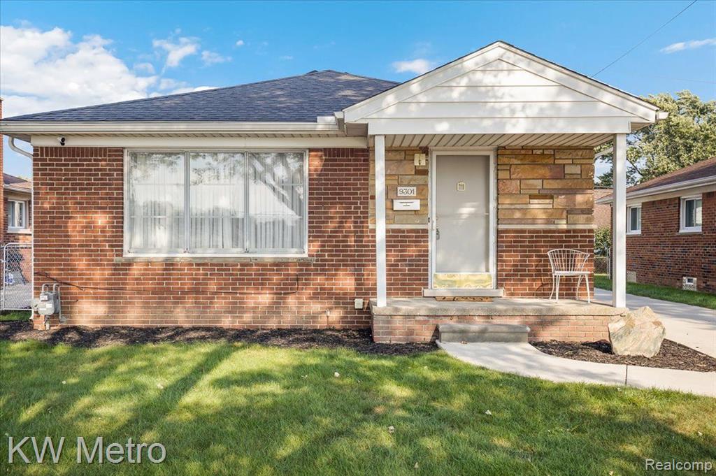 Laurence Ave, Allen Park, MI 48101