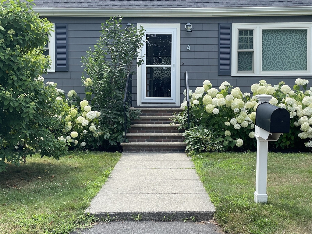 Carter Rd, Woburn, MA 01801