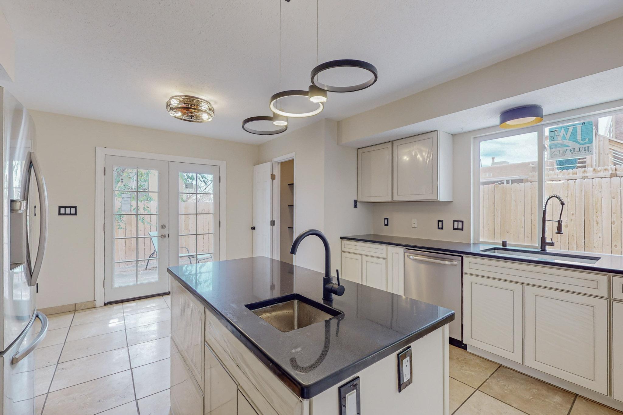 Colleens Way, Albuquerque, NM 87111