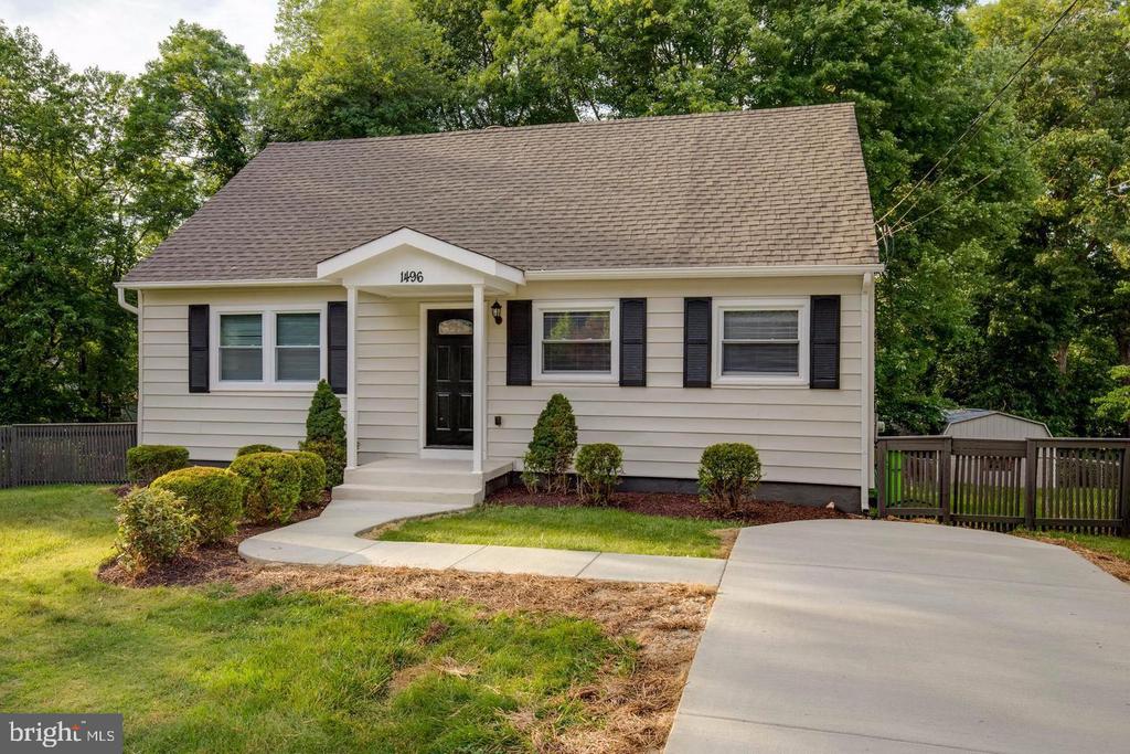 Meridian Ct, Woodbridge, VA 22191