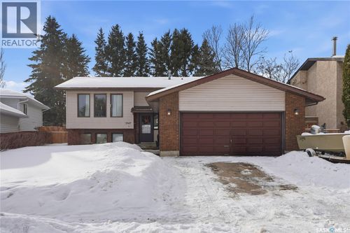 3317 Eagle Cres, Prince Albert, SK, S6V7R1 | Card Image