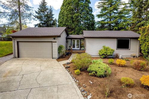 13236 Se 161st Pl, Renton, WA, 98058-7805 | Card Image