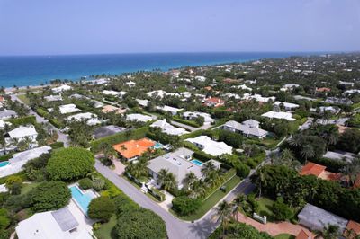 250 Ocean Terrace, House other with 5 bedrooms, 5 bathrooms and null parking in Palm Beach FL | Image 1