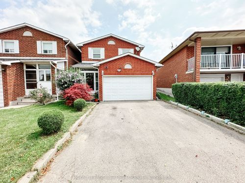 29 Cog Hill Dr, Concord, ON, L4K1M6 | Card Image
