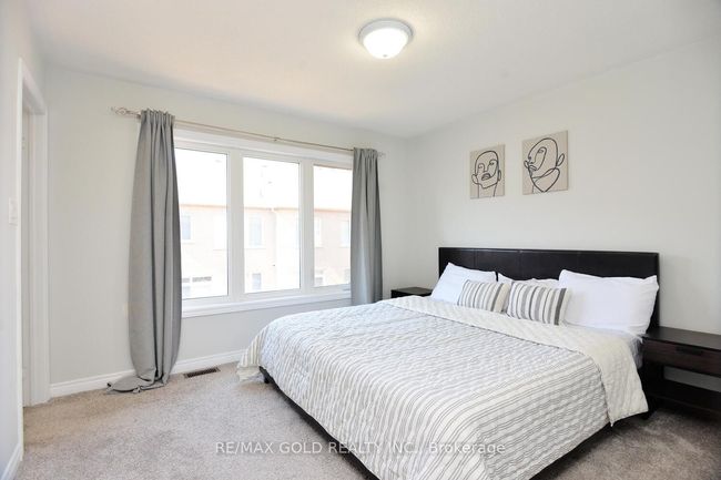 22 Cloudburst Rd, House attached with 3 bedrooms, 3 bathrooms and 2 parking in Brampton ON | Image 11
