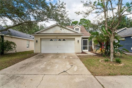 7451 Oxford Garden Cir, APOLLO BEACH, FL, 33572-1729 | Card Image