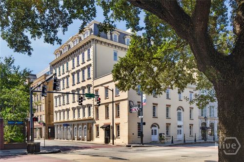401-5 Whitaker St, savannah, GA, 31401-2643 | Card Image