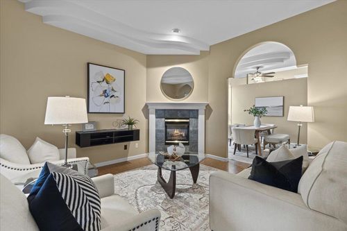 8-7450 Huron St, Chilliwack, BC, V2R5K8 | Card Image