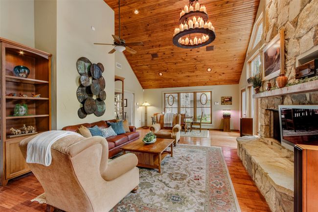 625 Estates Dr, House other with 5 bedrooms, 5 bathrooms and null parking in Copper Canyon TX | Image 25
