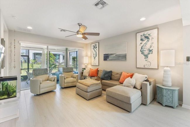 1382 Foltz Loop, House other with 4 bedrooms, 3 bathrooms and null parking in OAKLAND FL | Image 16