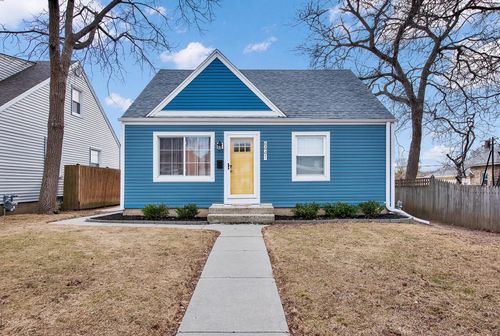 8441 W Lisbon Avenue, Milwaukee, WI, 53222 | Card Image