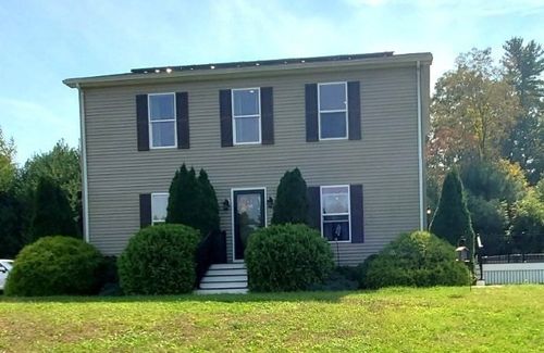 4 Bernards Way, Rochester, MA, 02770-1934 | Card Image