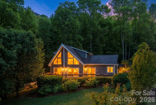 21 Kylie Grace Ln, Candler, NC, 28715-7101 | Card Image