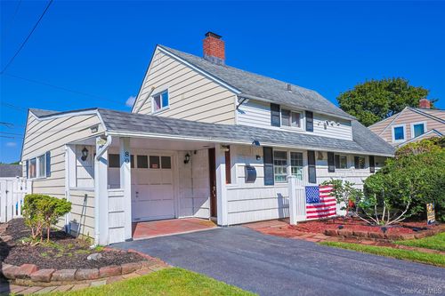 80 Cypress Ln E, Westbury, NY, 11590-5744 | Card Image