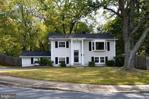 3811 Forestdale Ave, WOODBRIDGE, VA, 22193-2152 | Card Image