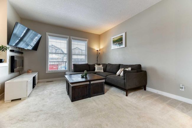 115 Legacy Glen Row Se, Home with 4 bedrooms, 3 bathrooms and 2 parking in Calgary AB | Image 8