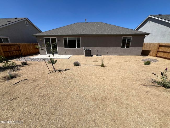 573 Country Hollow Dr, House other with 3 bedrooms, 2 bathrooms and 2 parking in Fernley NV | Image 32