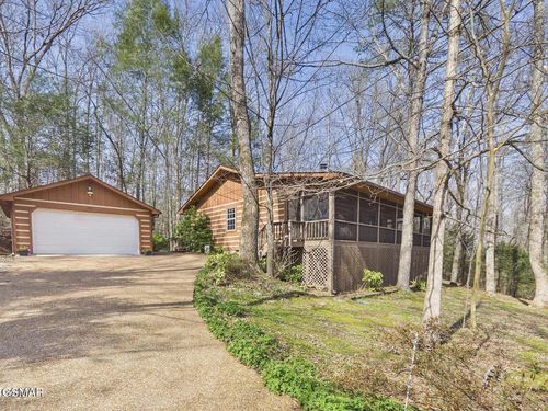 3840 Saddle Brook Way, Sevierville, TN, 37862-8298 | Card Image