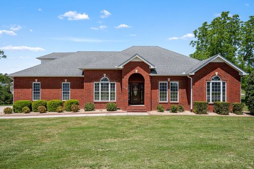 100 Canary Ln, Shelbyville, TN, 37160-2151 | Card Image
