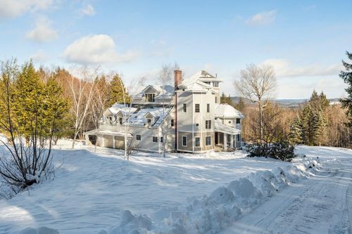 401 Center Of Town Rd, Plainfield, NH, 03781-5103 | Card Image