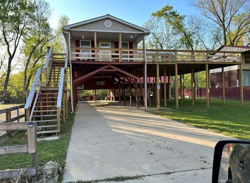 135 Tortoise St, Greenup, KY, 41144-9174 | Card Image